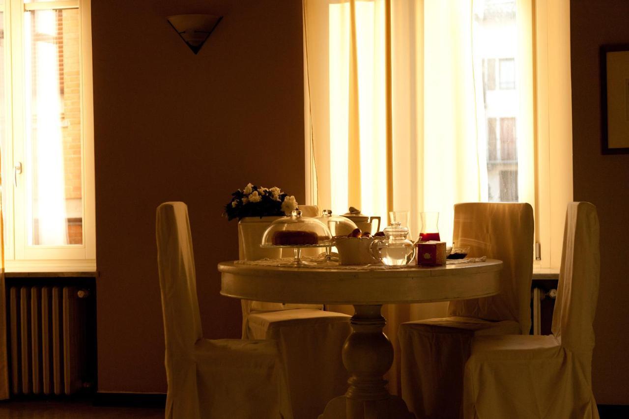 Bed and Breakfast Antico Hospitale Dogliani Exterior foto