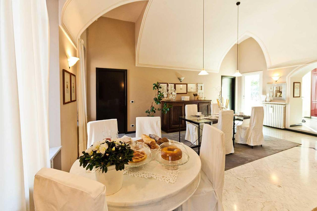 Bed and Breakfast Antico Hospitale Dogliani Exterior foto