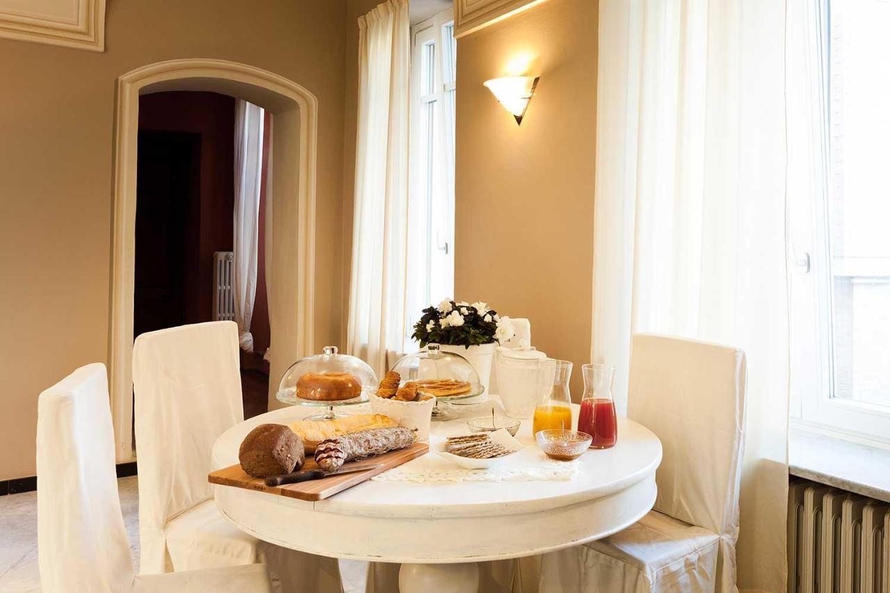 Bed and Breakfast Antico Hospitale Dogliani Exterior foto